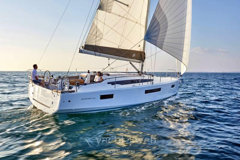 slider 0 Jeanneau Sun Odyssey 410